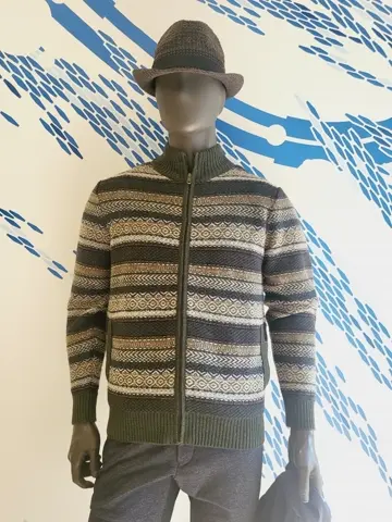 JOSEPH ABBOUD 亀井 コーディネート画像