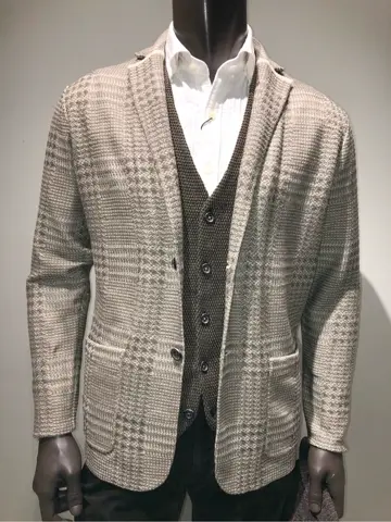 JOSEPH ABBOUD 川田 コーディネート画像