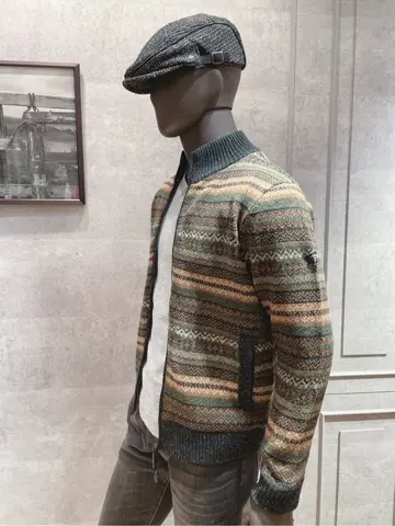 JOSEPH ABBOUD 二澤 コーディネート画像