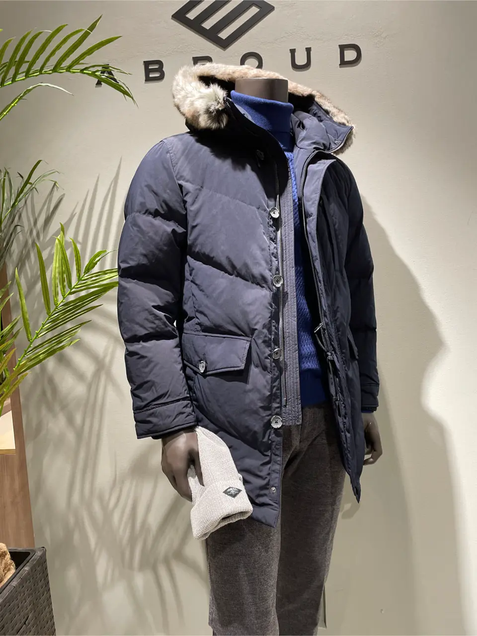 JOSEPH ABBOUD 伊津野 コーディネート画像