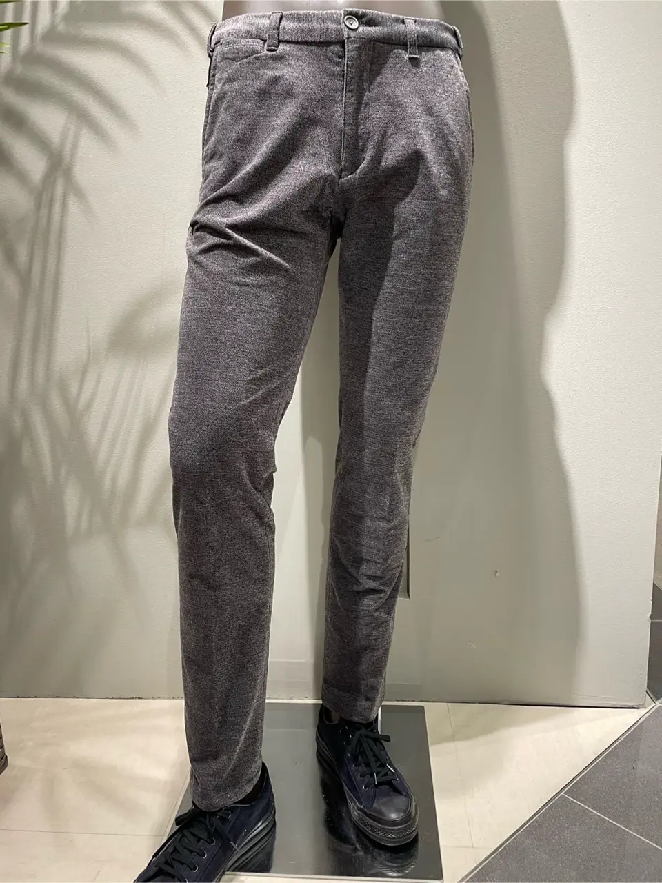 JOSEPH ABBOUD 伊津野 コーディネート画像