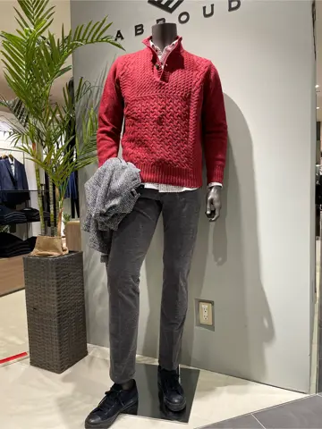 JOSEPH ABBOUD 伊津野 コーディネート画像