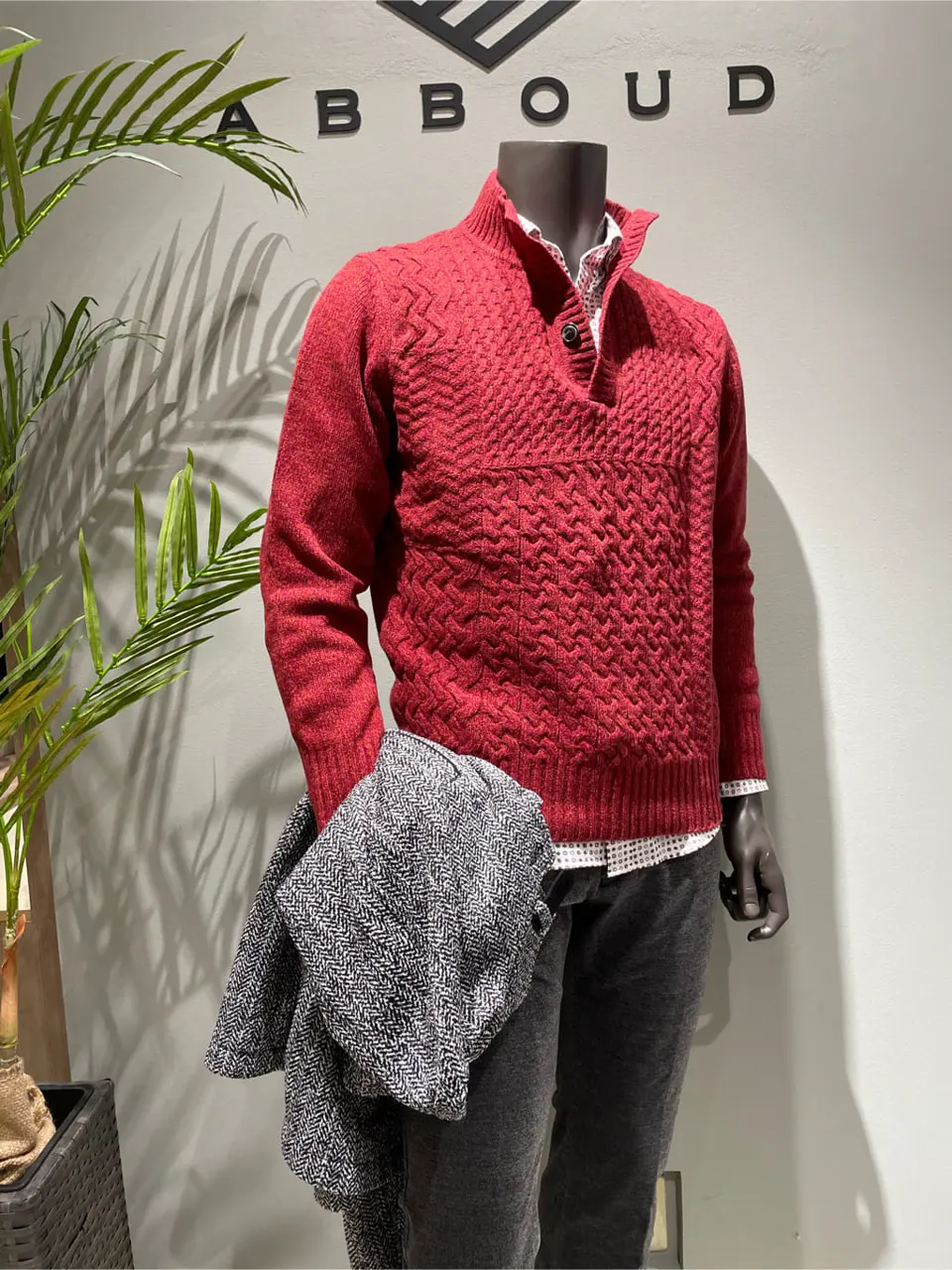 JOSEPH ABBOUD 伊津野 コーディネート画像