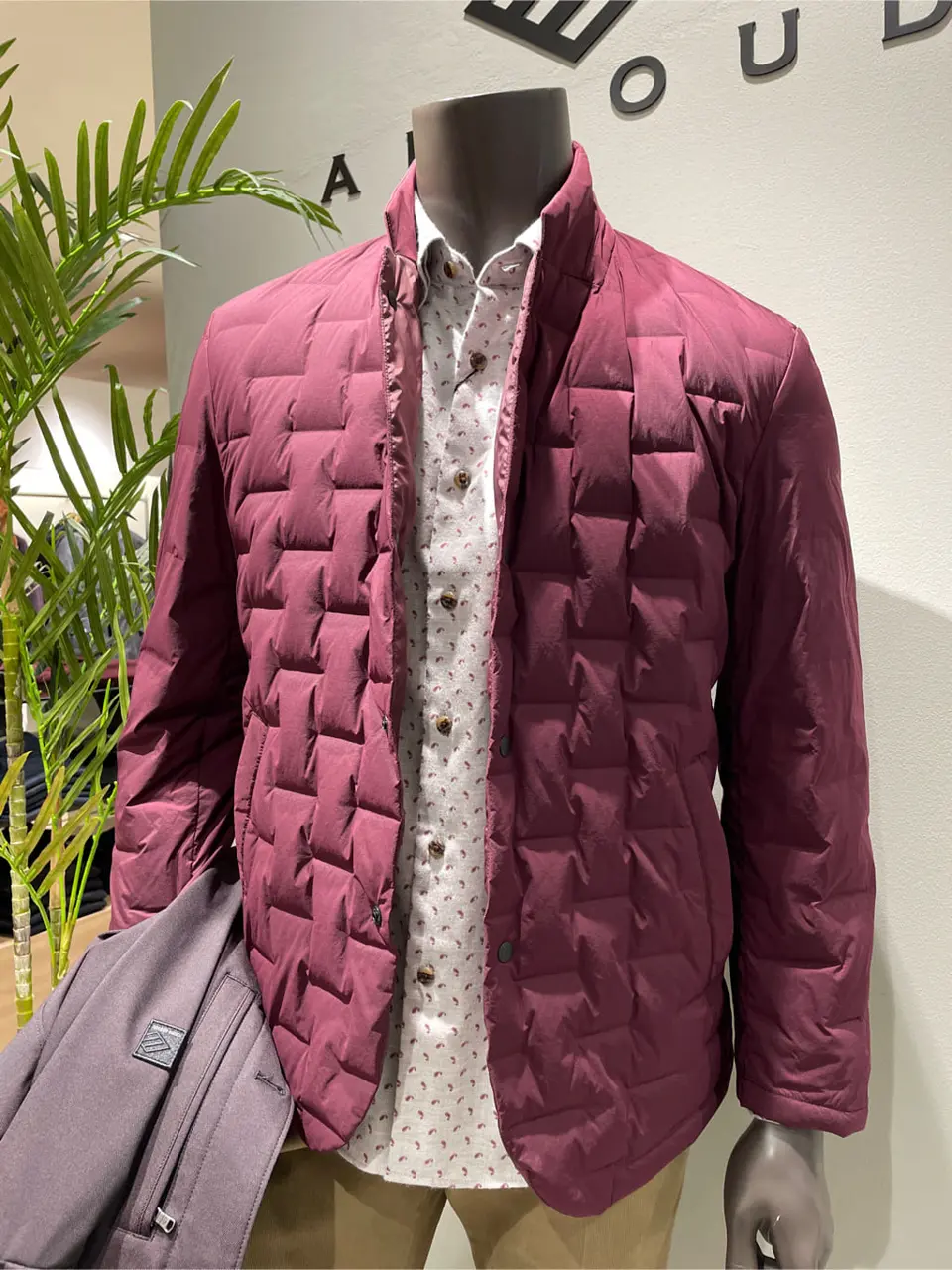 JOSEPH ABBOUD 伊津野 コーディネート画像