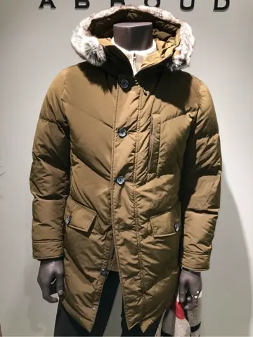 JOSEPH ABBOUD 川田 コーディネート画像