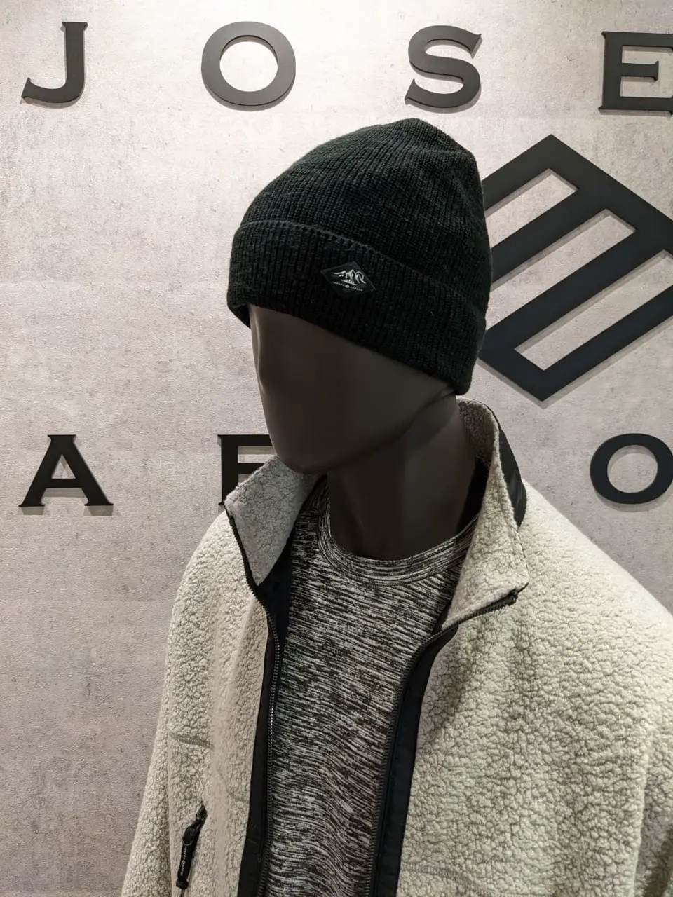 JOSEPH ABBOUD 大久 コーディネート画像