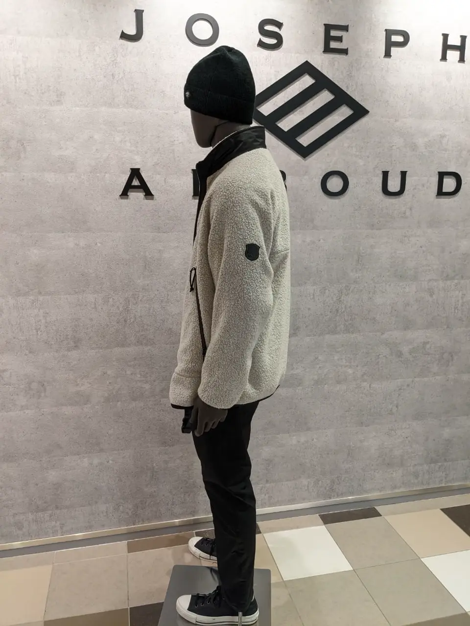 JOSEPH ABBOUD 大久 コーディネート画像