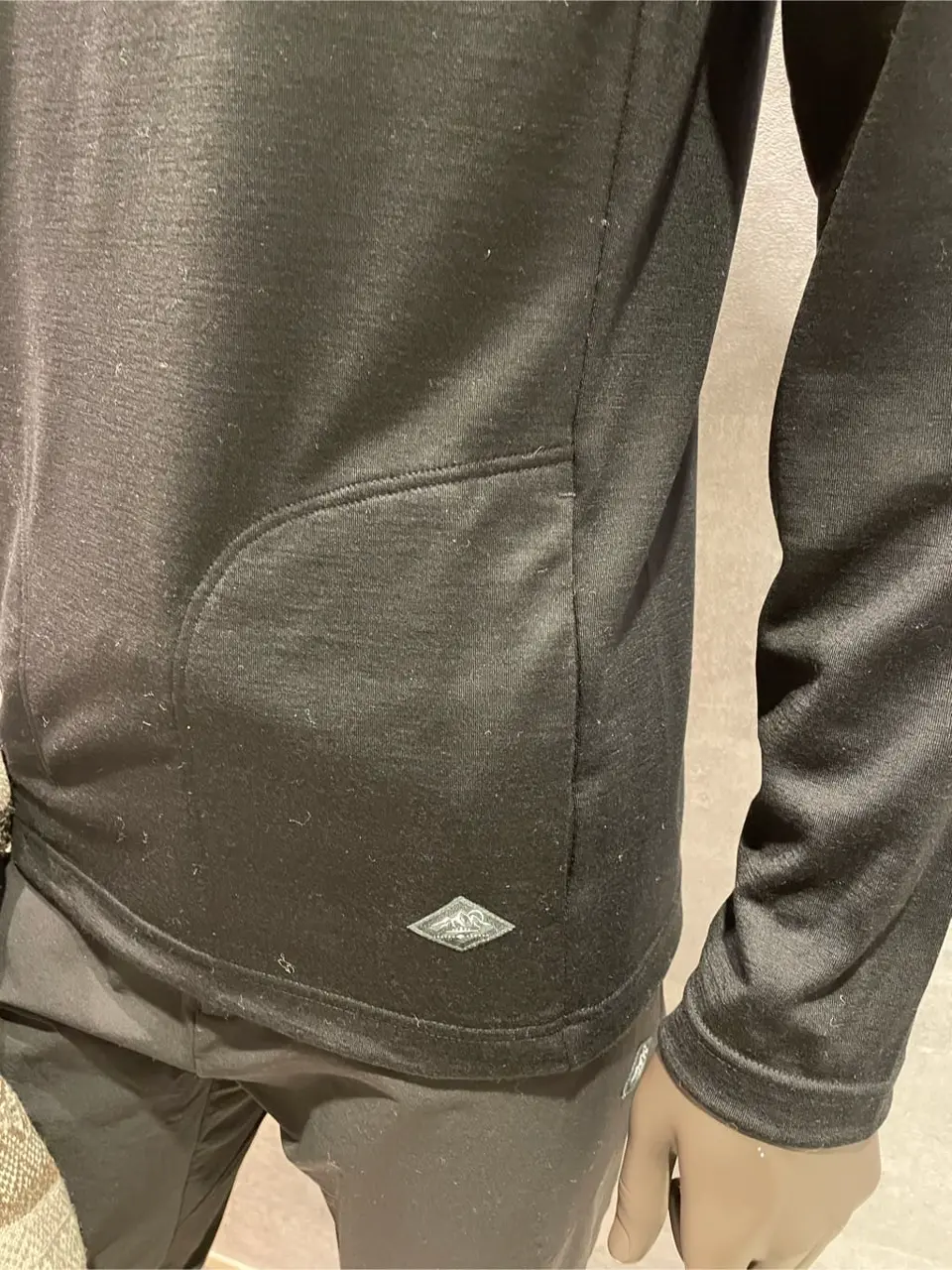 JOSEPH ABBOUD 東　 コーディネート画像