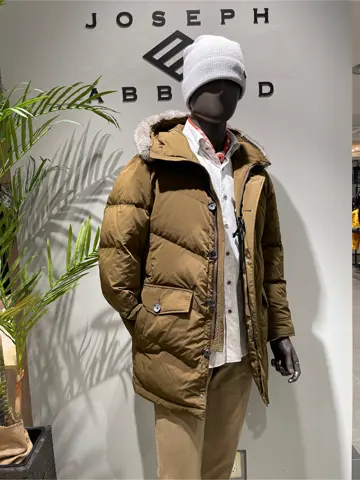 JOSEPH ABBOUD 伊津野 コーディネート画像