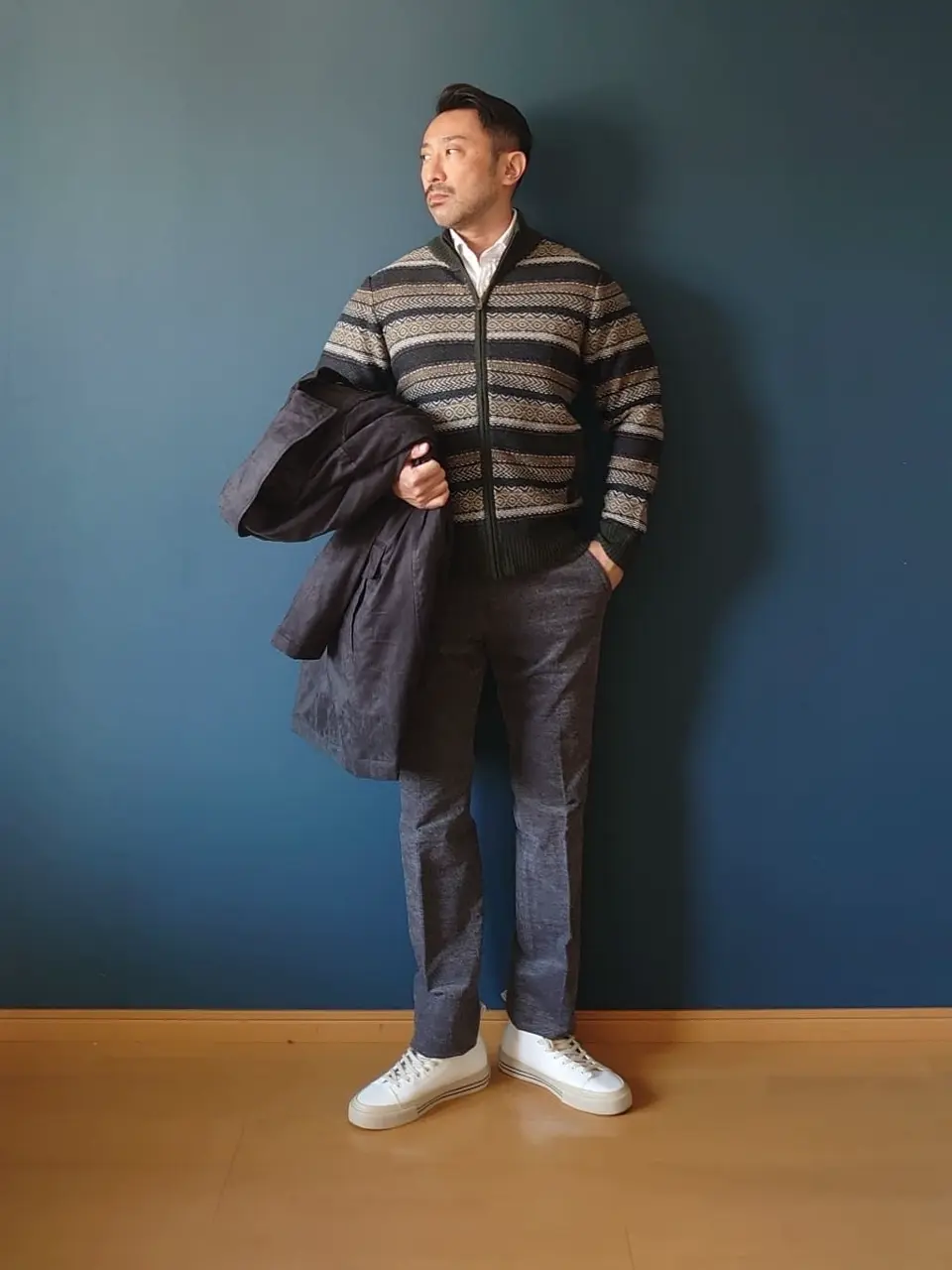 JOSEPH ABBOUD 安東 コーディネート画像