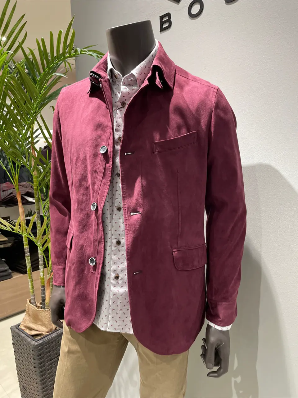 JOSEPH ABBOUD 伊津野 コーディネート画像