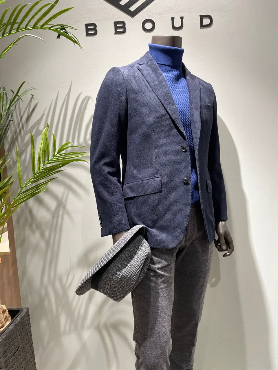 JOSEPH ABBOUD 伊津野 コーディネート画像