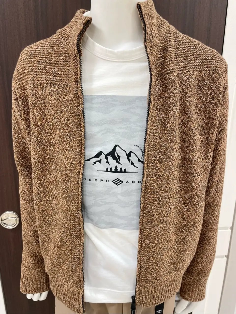 JOSEPH ABBOUD 松山 コーディネート画像