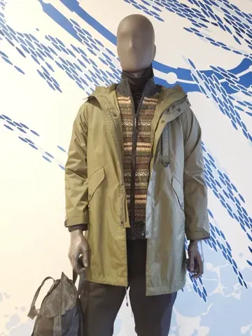 JOSEPH ABBOUD 亀井 コーディネート画像