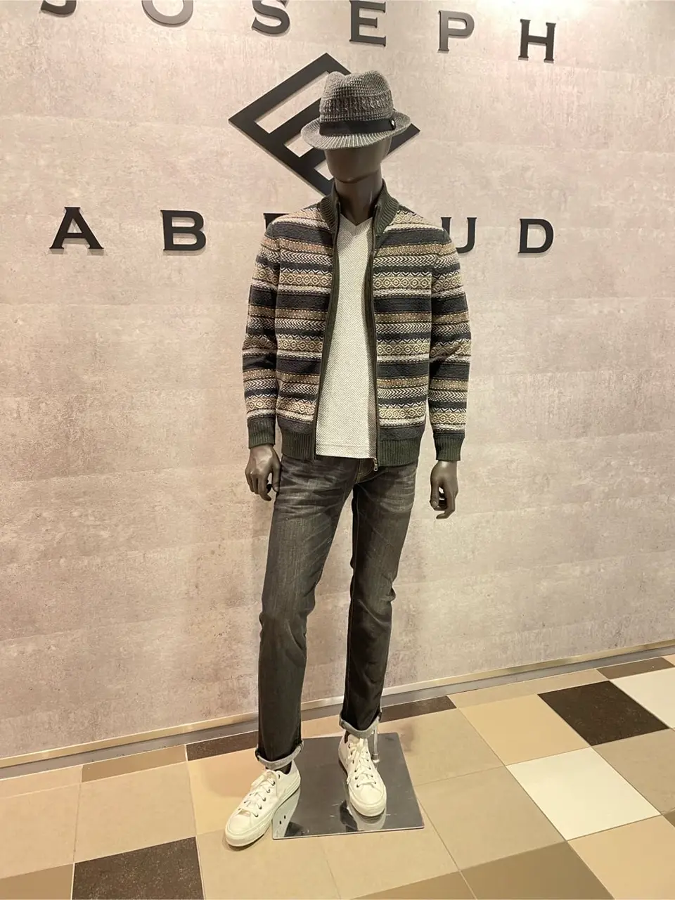 JOSEPH ABBOUD 東　 コーディネート画像