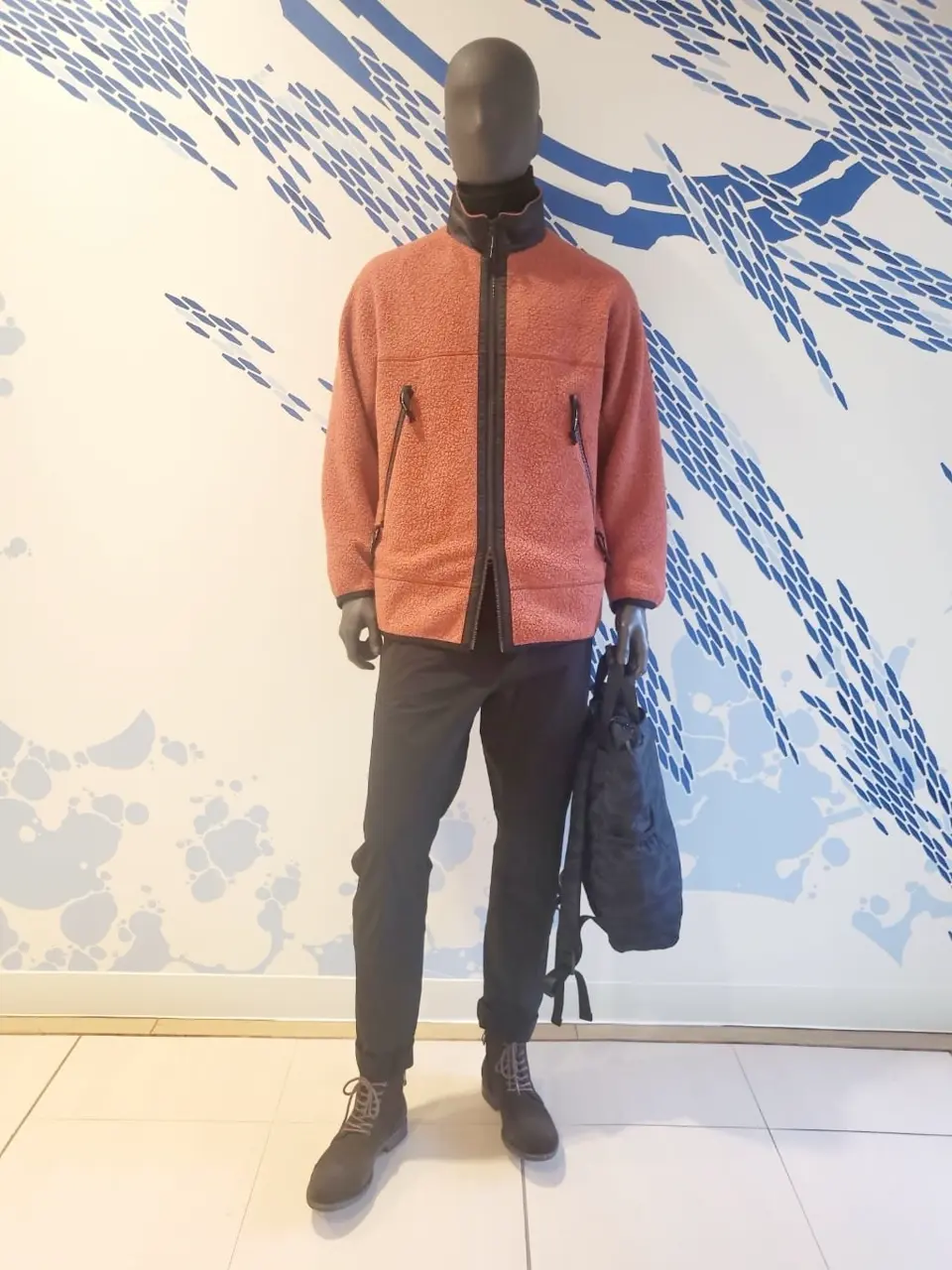  亀井 コーディネート画像