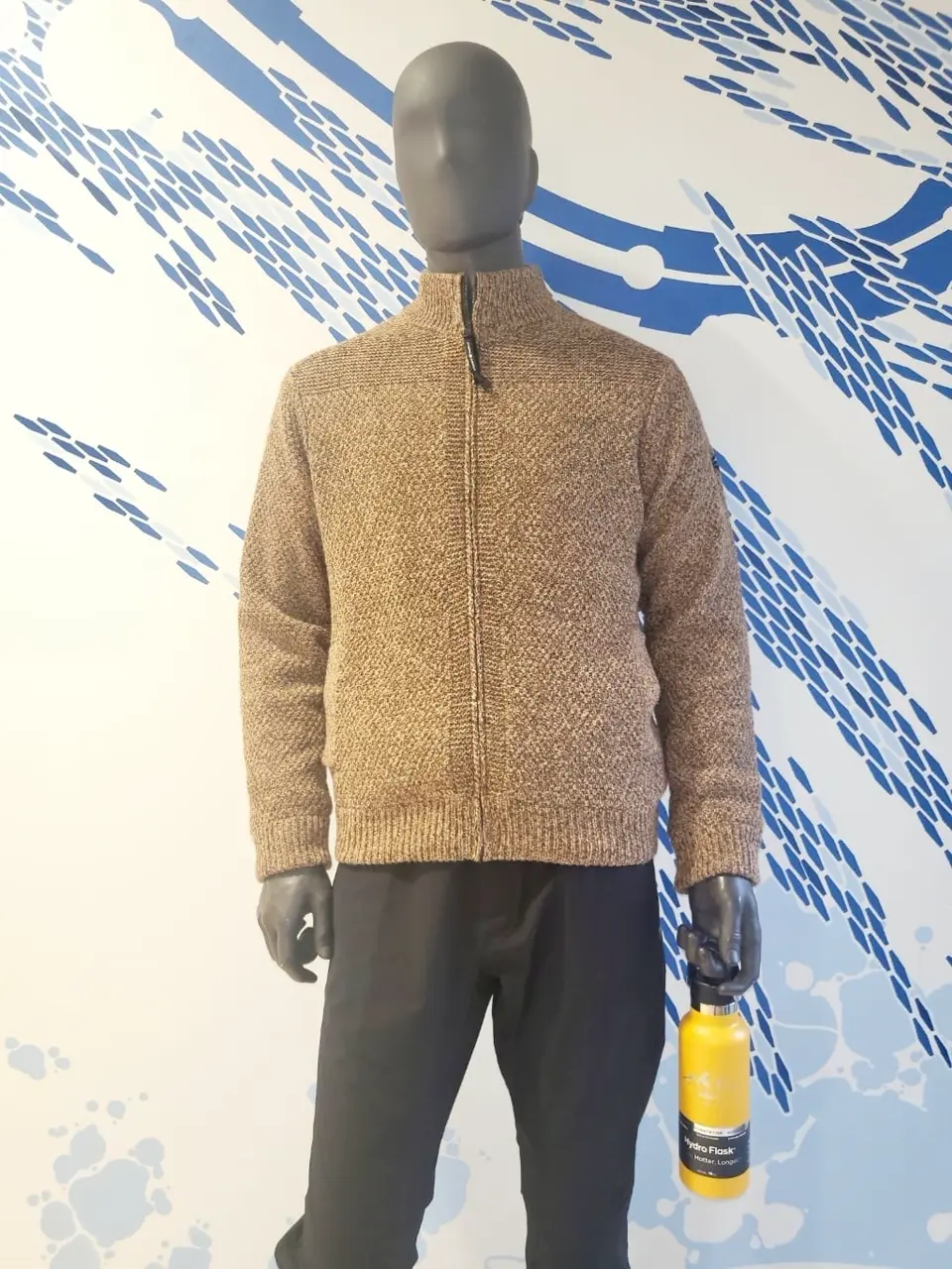 JOSEPH ABBOUD 亀井 コーディネート画像