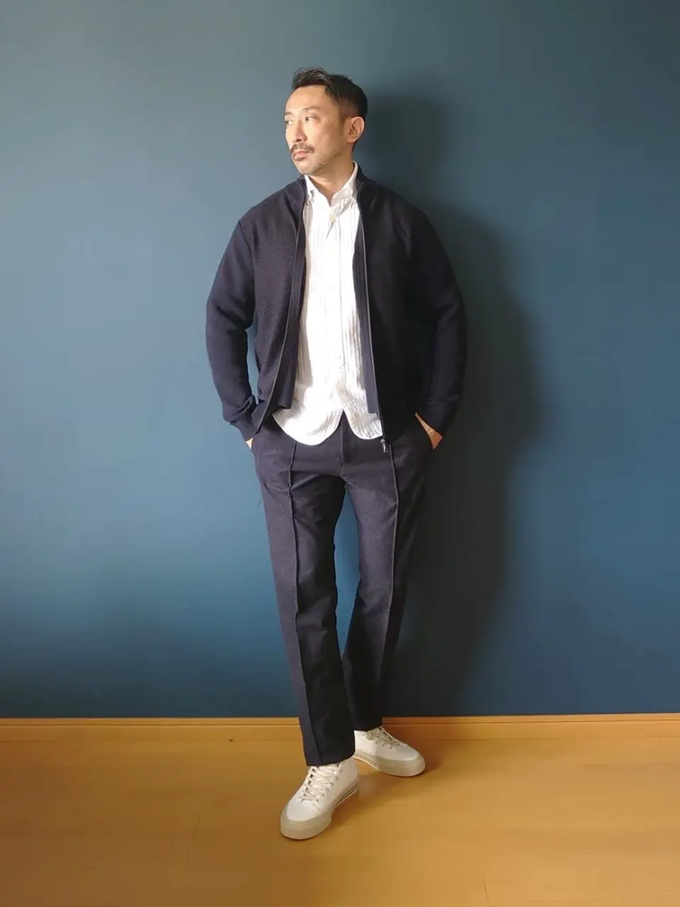 JOSEPH ABBOUD 安東 コーディネート画像