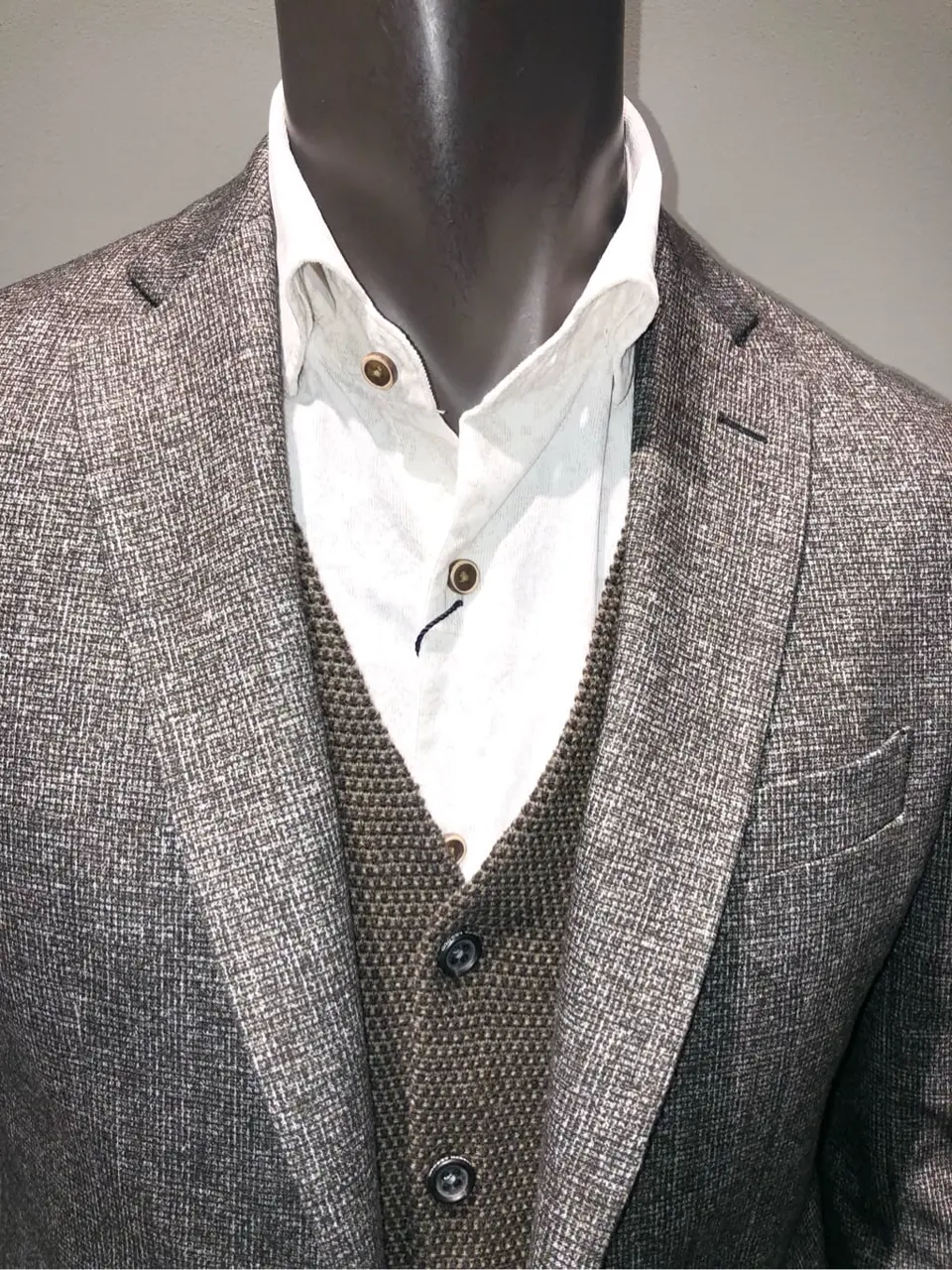 JOSEPH ABBOUD 川田 コーディネート画像