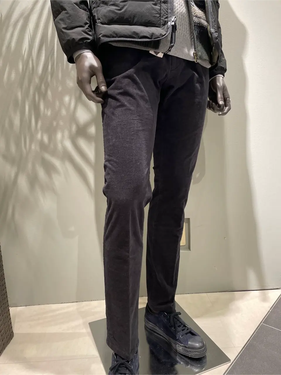 JOSEPH ABBOUD 伊津野 コーディネート画像