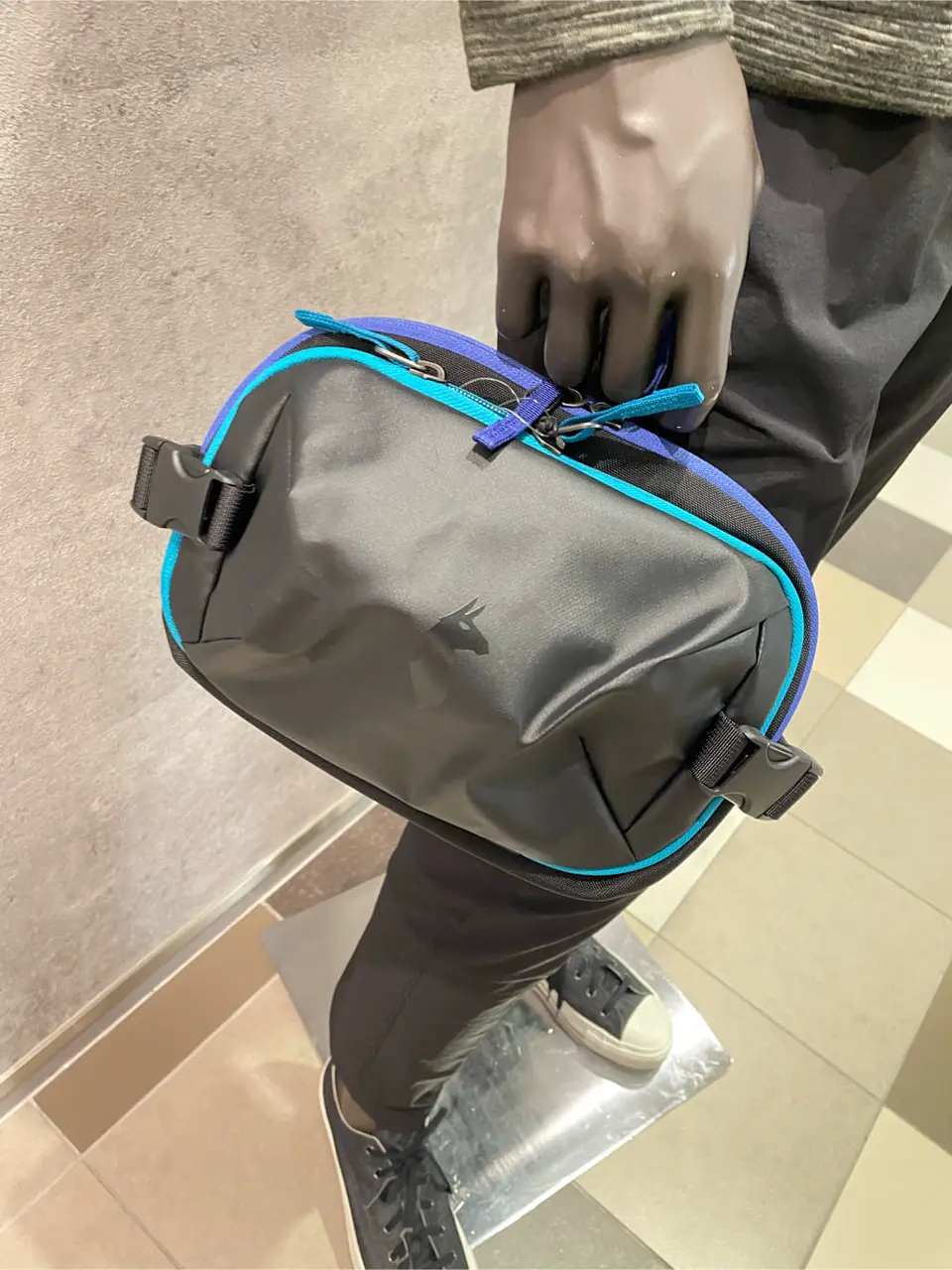 JOSEPH ABBOUD 東　 コーディネート画像