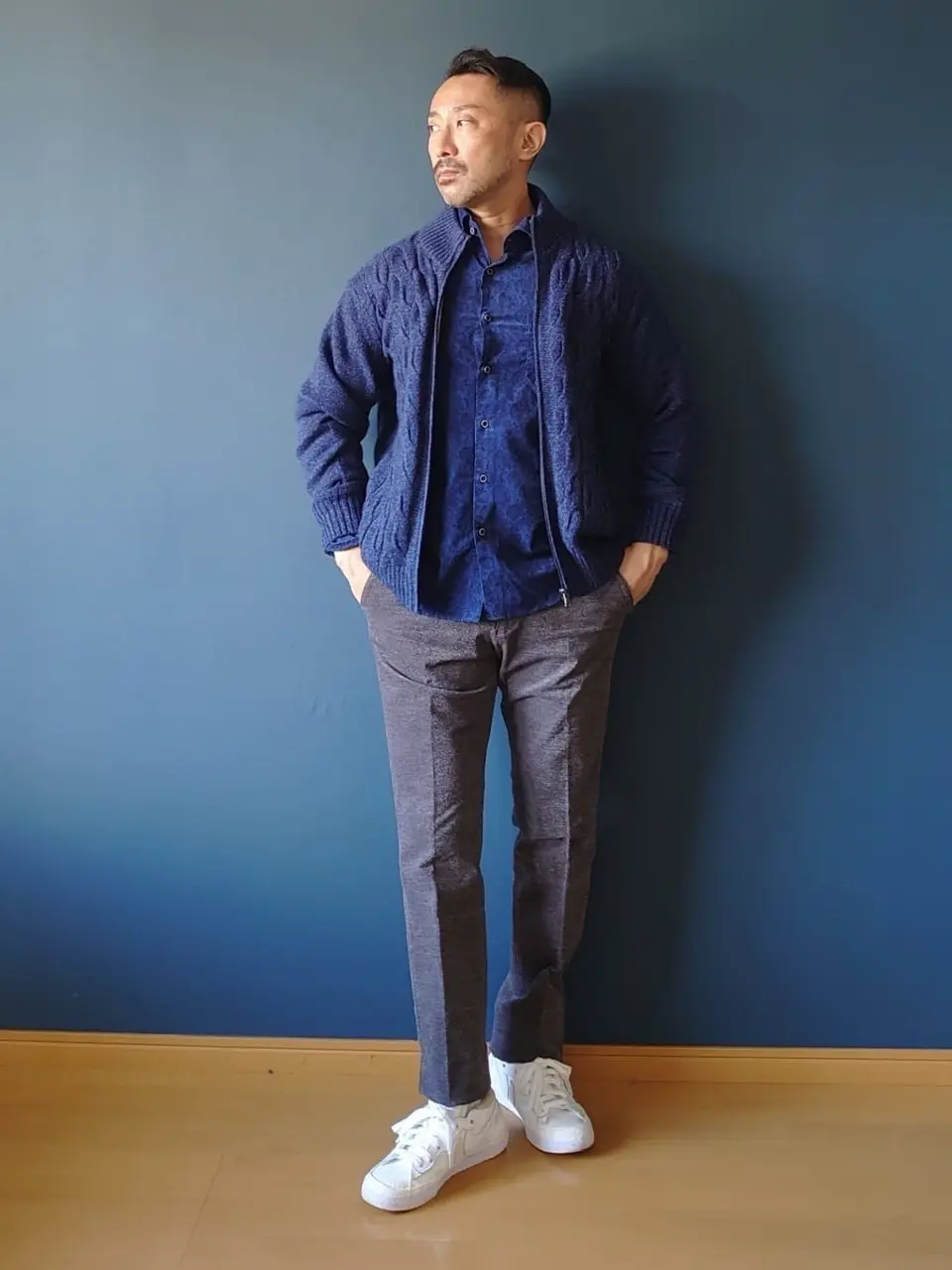 JOSEPH ABBOUD 安東 コーディネート画像