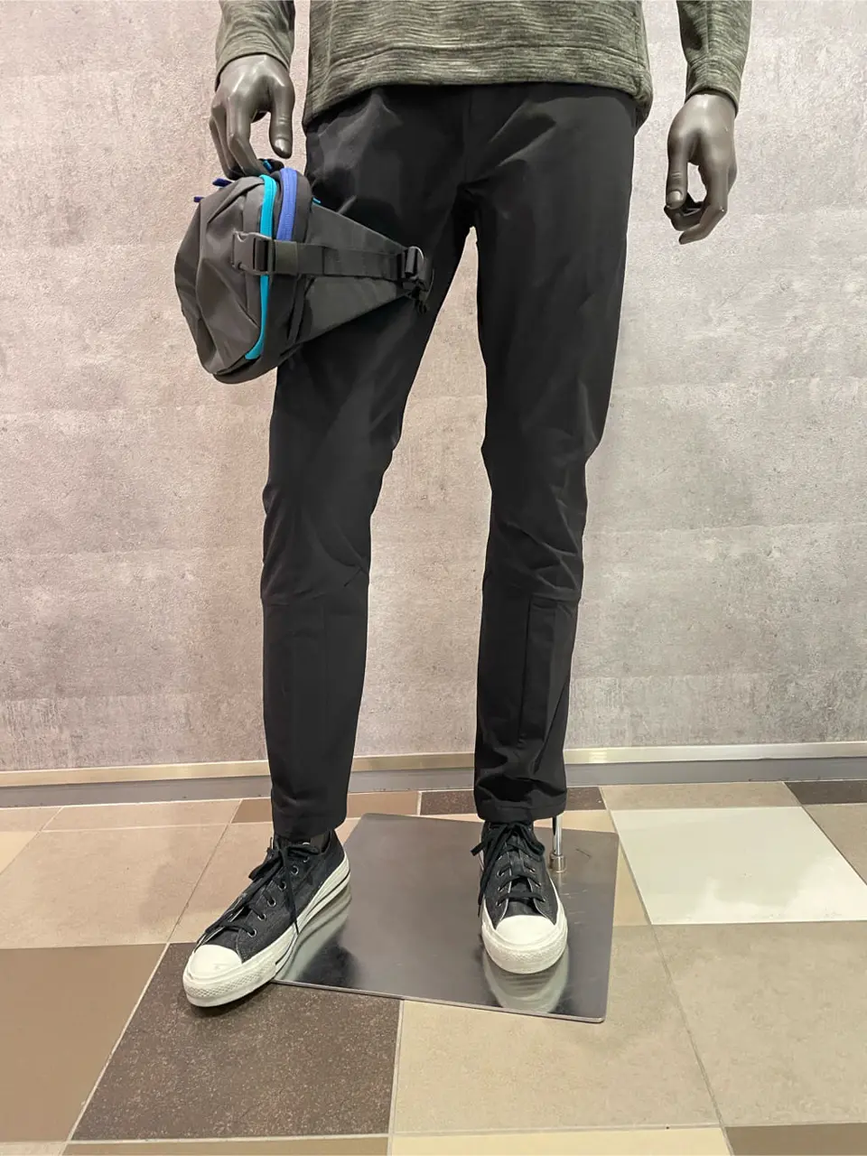 JOSEPH ABBOUD 東　 コーディネート画像