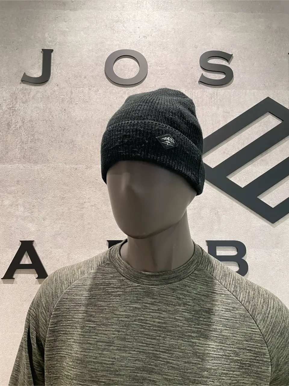 JOSEPH ABBOUD 東　 コーディネート画像