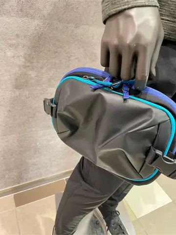 JOSEPH ABBOUD 東　 コーディネート画像