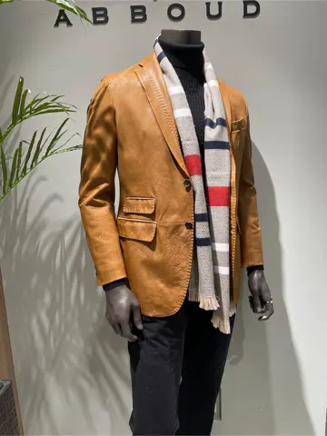 JOSEPH ABBOUD 伊津野 コーディネート画像