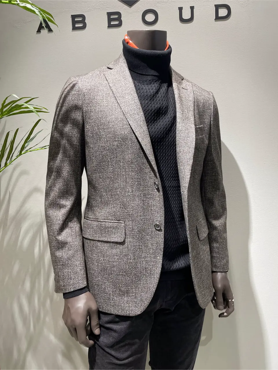 JOSEPH ABBOUD 伊津野 コーディネート画像