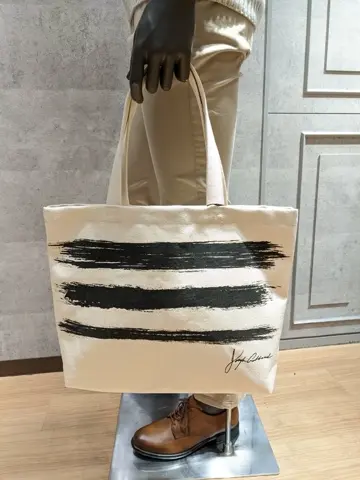 JOSEPH ABBOUD 大久 コーディネート画像