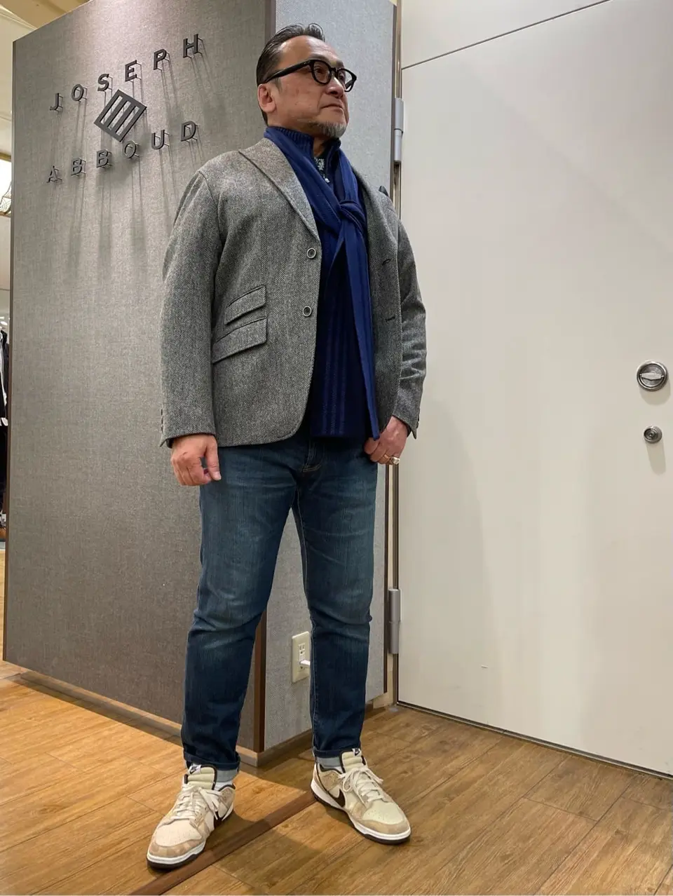 JOSEPH ABBOUD 辰見 コーディネート画像