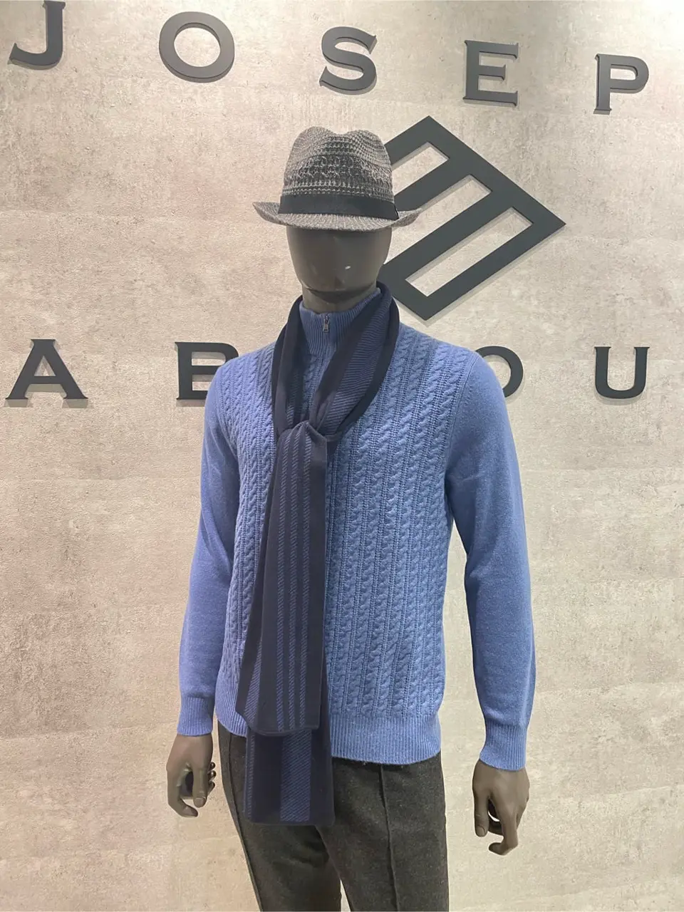 JOSEPH ABBOUD 東　 コーディネート画像