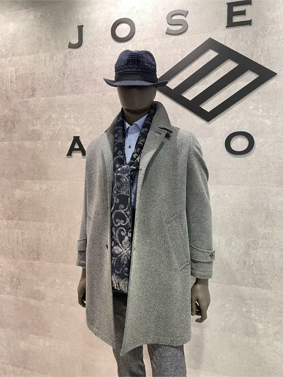 JOSEPH ABBOUD 東　 コーディネート画像