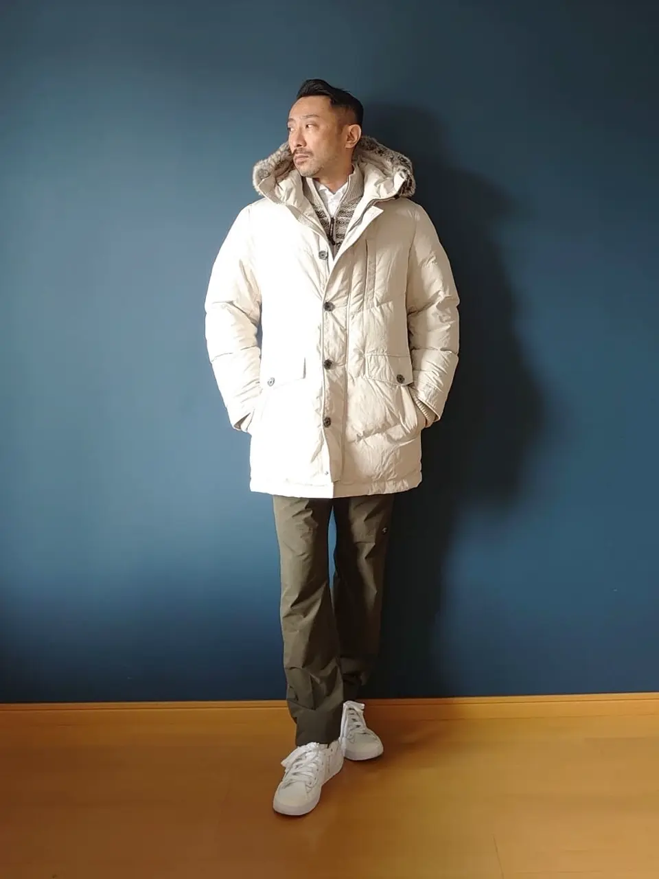 JOSEPH ABBOUD 安東 コーディネート画像