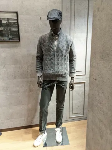 JOSEPH ABBOUD 大久 コーディネート画像