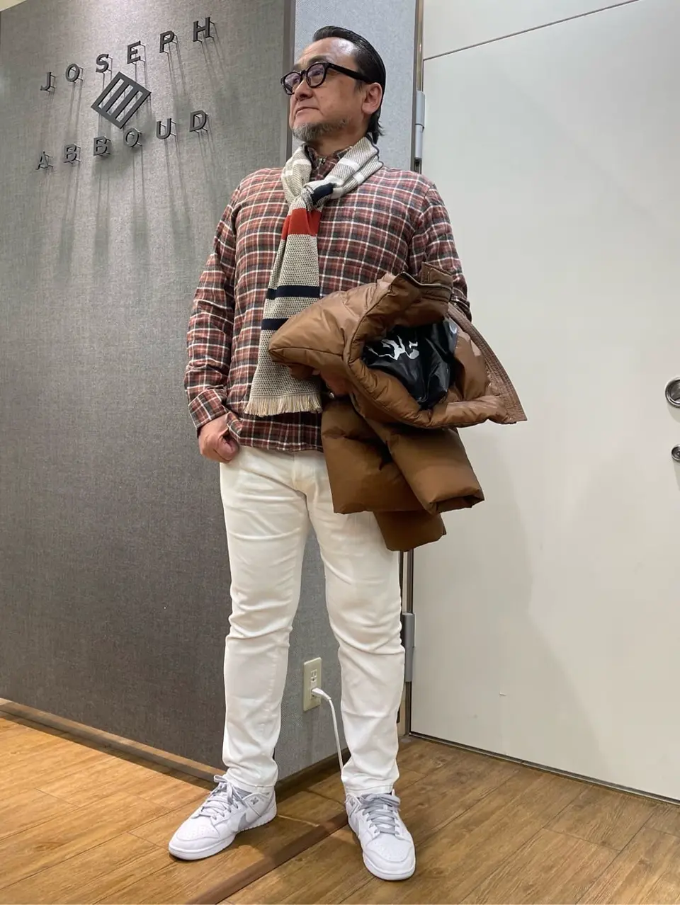 JOSEPH ABBOUD 辰見 コーディネート画像