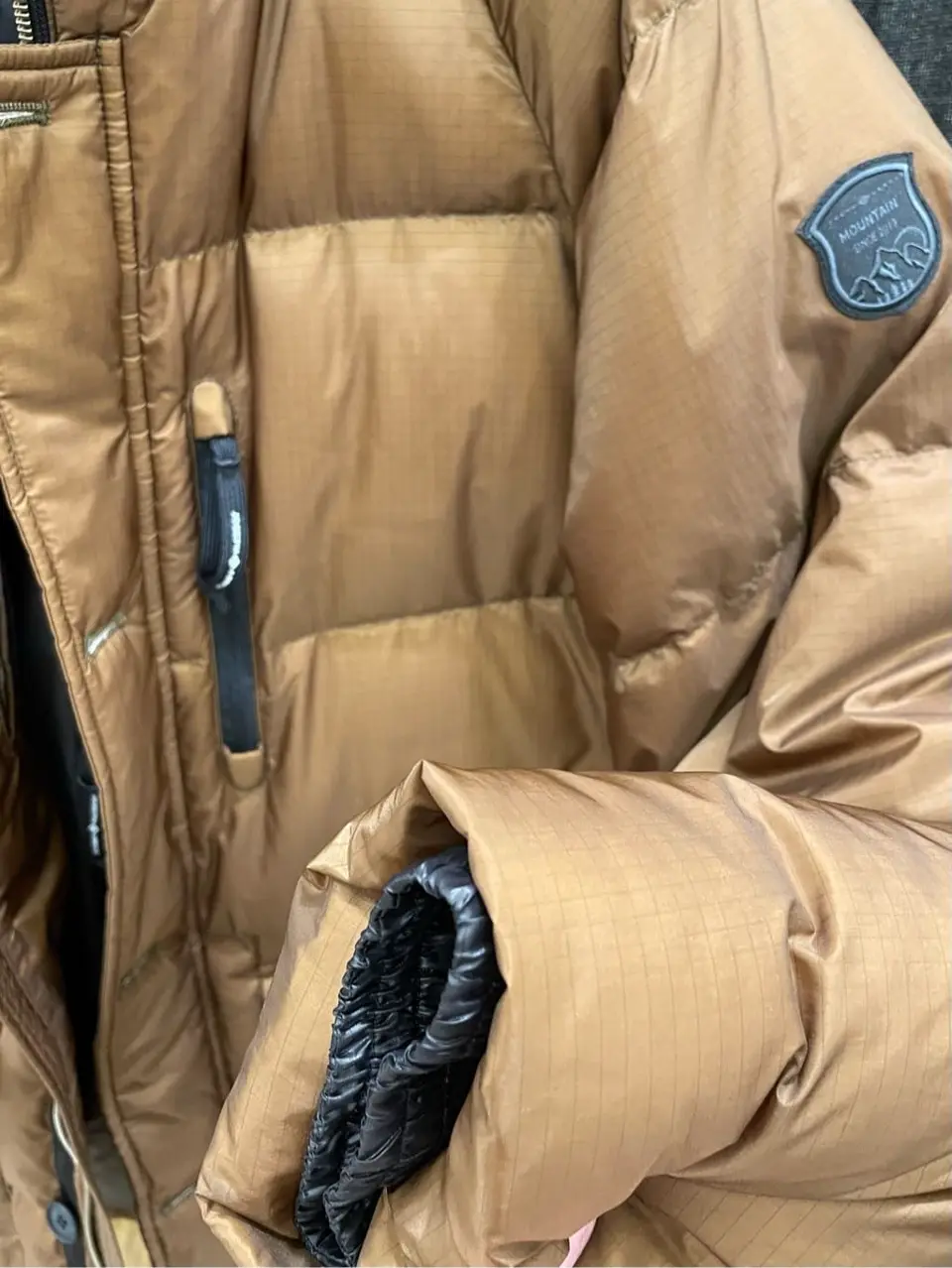 JOSEPH ABBOUD 辰見 コーディネート画像