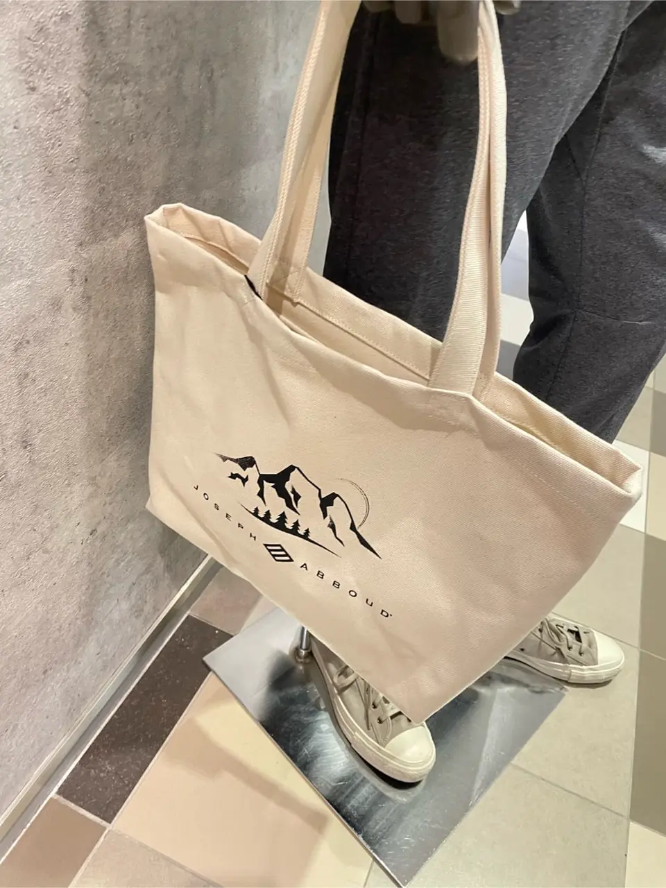 JOSEPH ABBOUD 東　 コーディネート画像