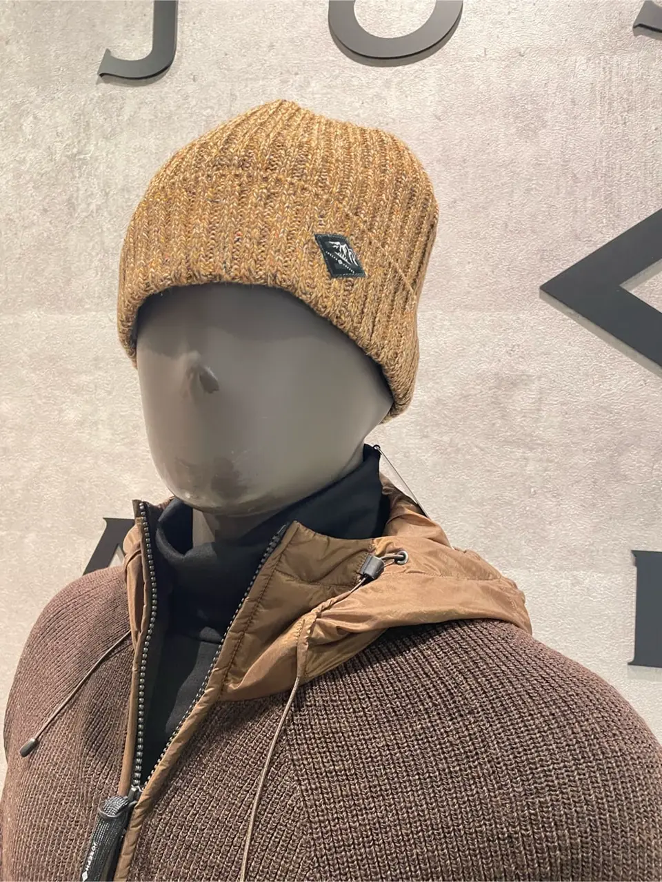 JOSEPH ABBOUD 東　 コーディネート画像