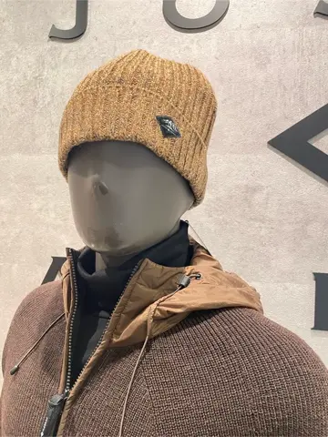 JOSEPH ABBOUD 東　 コーディネート画像