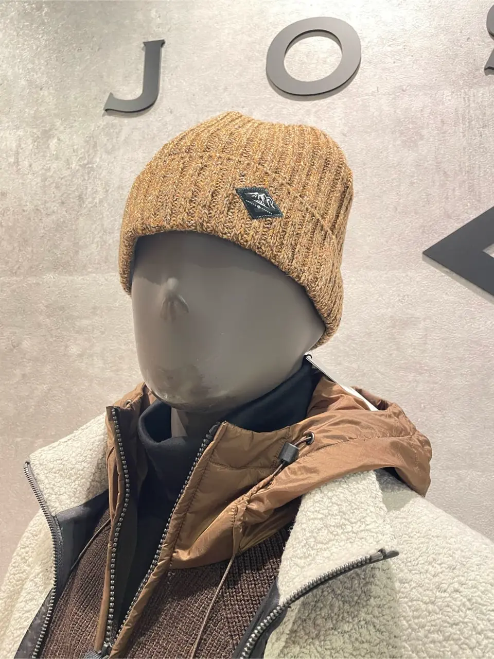 JOSEPH ABBOUD 東　 コーディネート画像