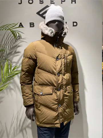 JOSEPH ABBOUD 伊津野 コーディネート画像