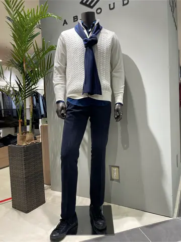 JOSEPH ABBOUD 伊津野 コーディネート画像