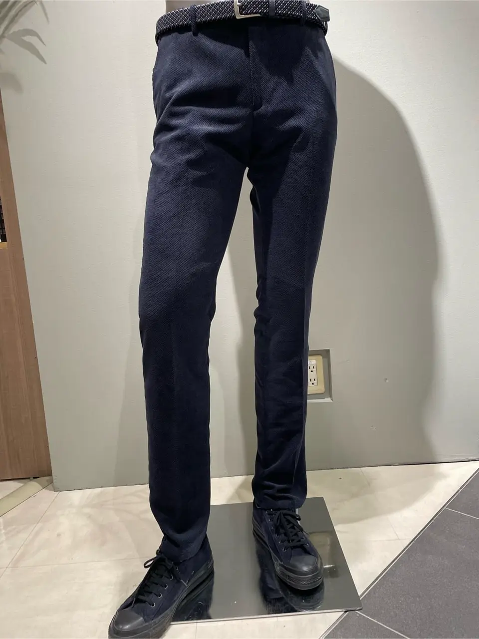 JOSEPH ABBOUD 伊津野 コーディネート画像