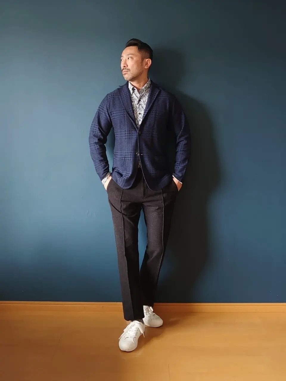 JOSEPH ABBOUD 安東 コーディネート画像