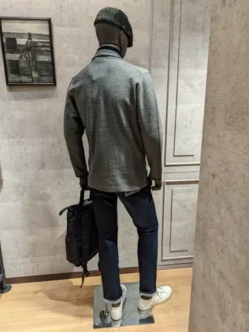 JOSEPH ABBOUD 大久 コーディネート画像