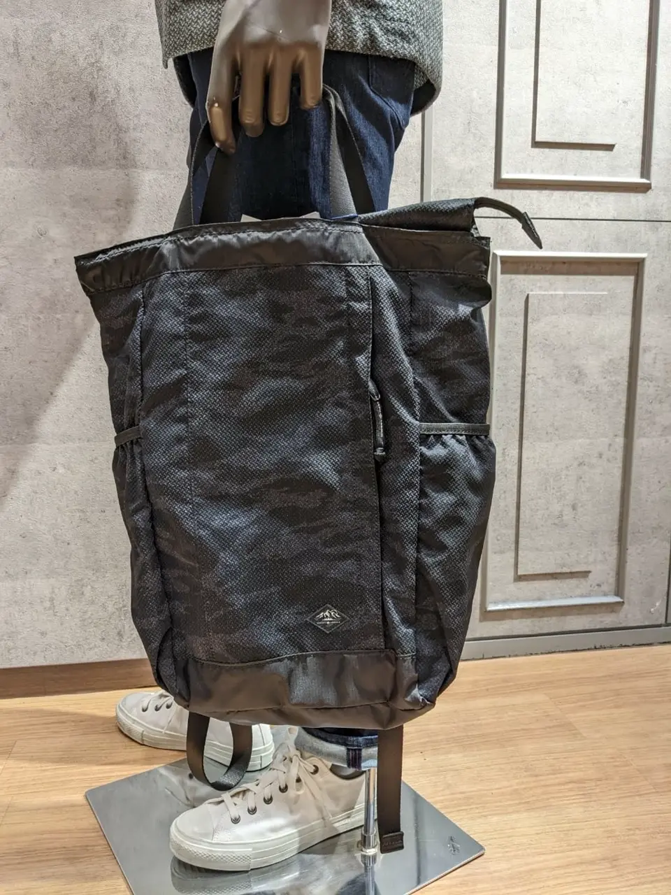 JOSEPH ABBOUD 大久 コーディネート画像