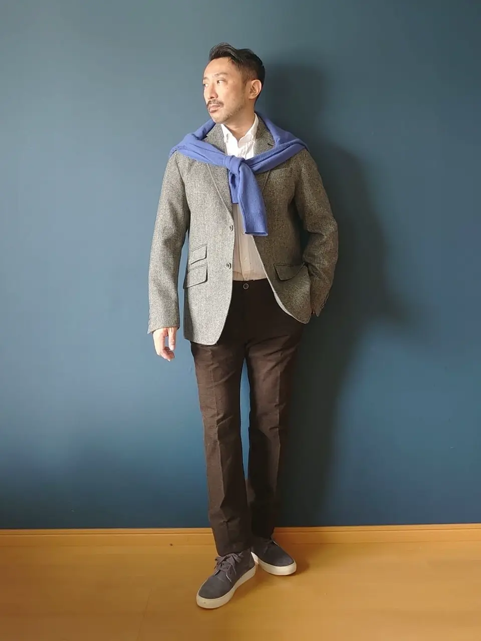 JOSEPH ABBOUD 安東 コーディネート画像